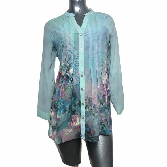 Soft Surroundings Tops - NWOT Soft Surroundings Pattern Top Button Blouse